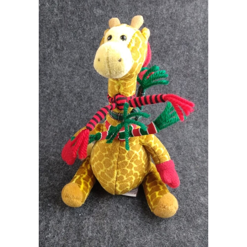 GUND Plush GIRAFFE SHIVERS w3 Scarves Shelf Sitter Stuffed Animal 8818 Christmas